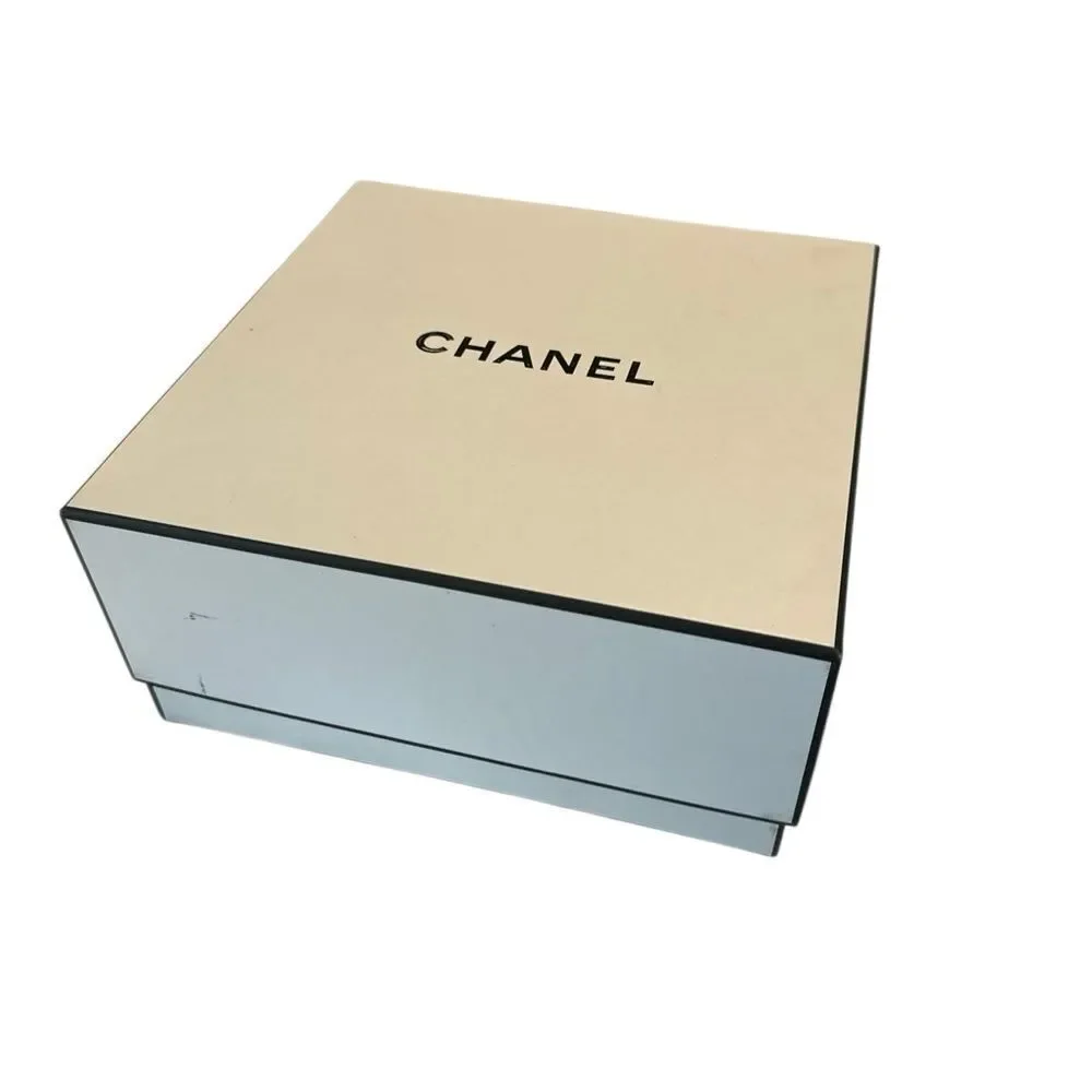 CHANEL Cream and Black Box